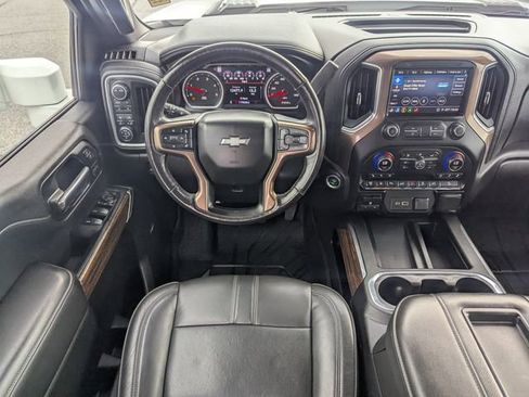 Used 2020 Chevrolet Silverado 2500 High Country w/ Z71 Off-Road Package image 15