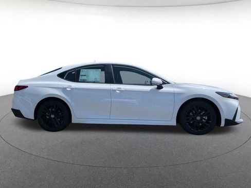 New 2026 Toyota Camry SE FWD image 7