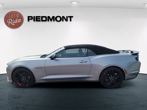 Used 2024 Chevrolet Camaro LT w/ Redline Edition RWD image 7