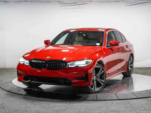 Used 2021 BMW 330i Sedan w/ Convenience Package RWD image 1