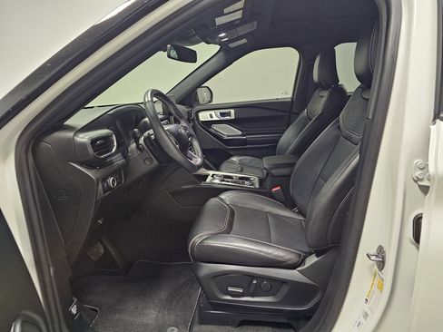Used 2024 Ford Explorer ST w/ Equipment Group 401A image 20