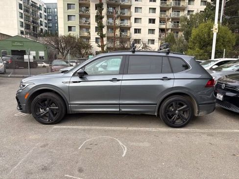 Used 2024 Volkswagen Tiguan SE R-Line image 7