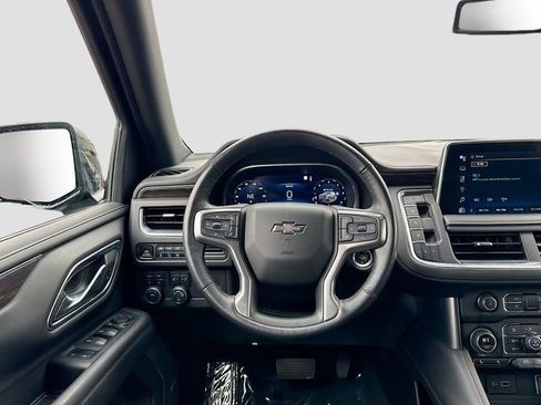 Used 2022 Chevrolet Tahoe Z71 w/ Luxury Package AWD/4WD image 24