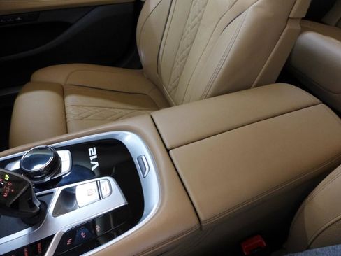 Used 2019 BMW M760i xDrive AWD/4WD image 45
