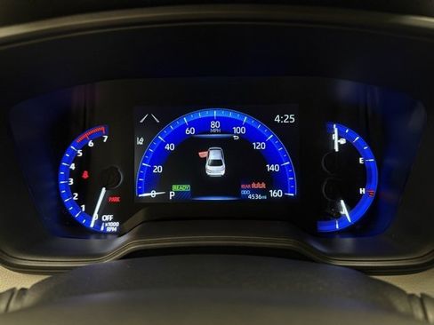 Used 2022 Toyota Corolla LE image 15