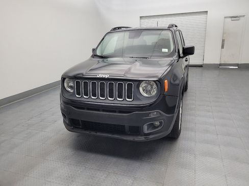 Used 2015 Jeep Renegade Latitude AWD/4WD image 15