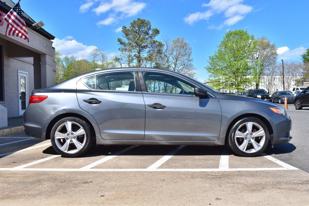 Used 2014 Acura ILX w/ Technology Package FWD image 6