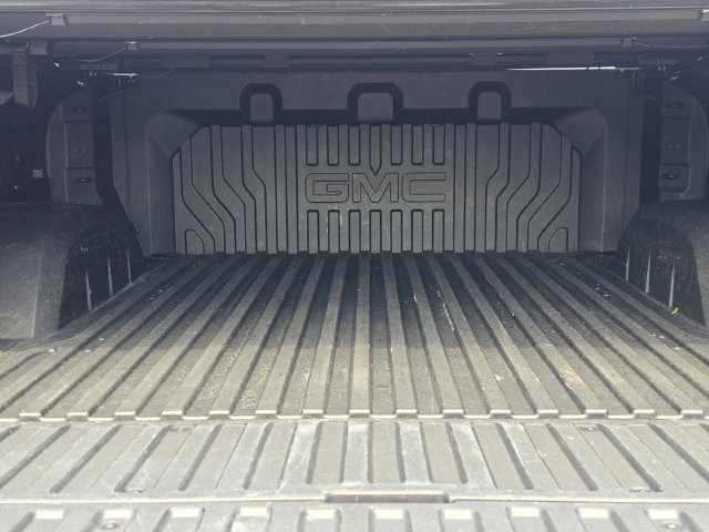 Used 2024 GMC Sierra 1500 Denali AWD/4WD image 18