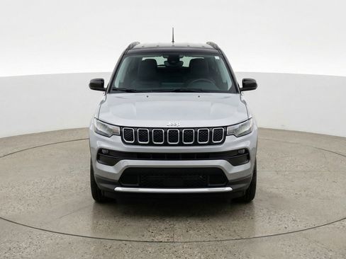 Used 2025 Jeep Compass Limited image 2