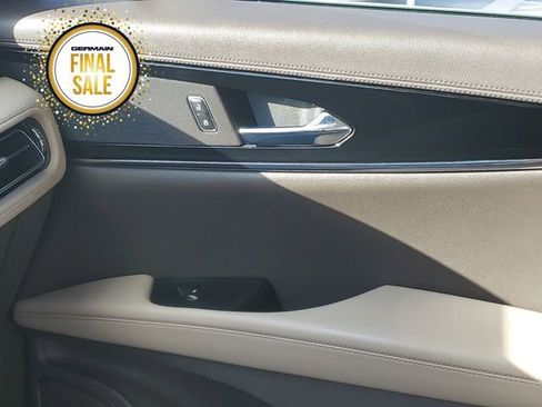 Certified 2023 Lincoln Nautilus Reserve image 24