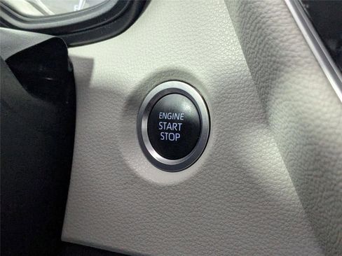 Used 2024 Toyota Corolla LE w/ LE Convenience Package image 19