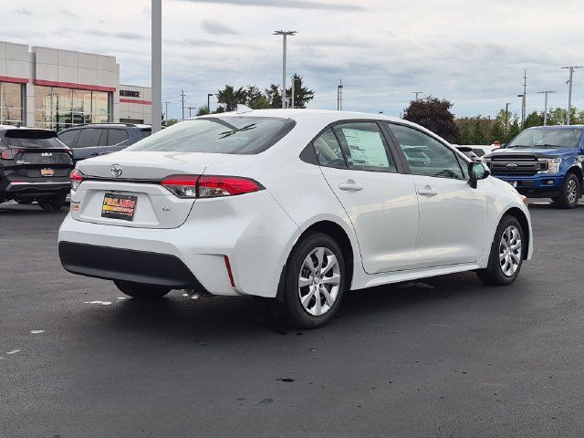 New 2026 Toyota Corolla LE FWD image 3