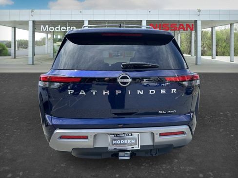 Used 2023 Nissan Pathfinder SL w/ SL Premium Package AWD/4WD image 5