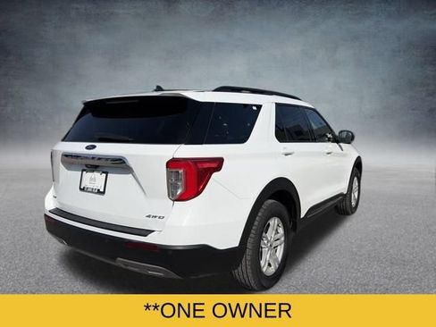 Used 2023 Ford Explorer XLT w/ Equipment Group 202A image 5