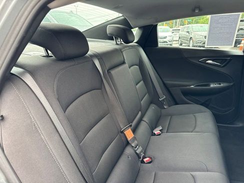 Used 2023 Chevrolet Malibu LT FWD image 24