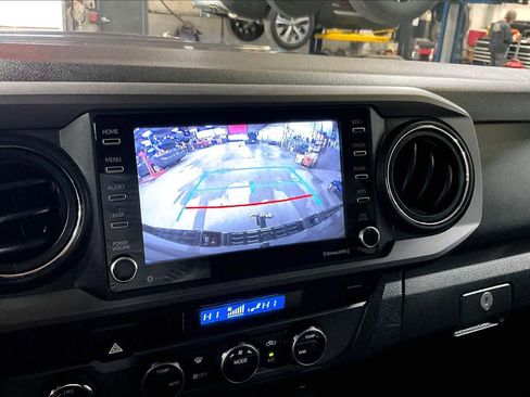 Certified 2022 Toyota Tacoma TRD Sport w/ Technology Package image 27