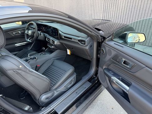 New 2026 Ford Mustang GT Premium w/ GT Performance Package RWD image 22