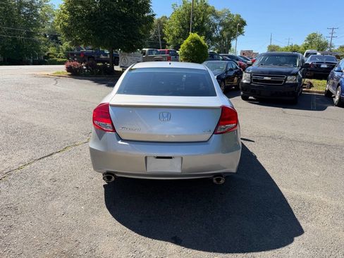 Used 2011 Honda Accord EX-L image 6