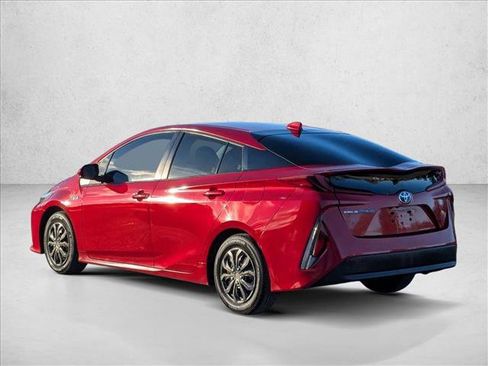 Certified 2021 Toyota Prius Prime LE image 8