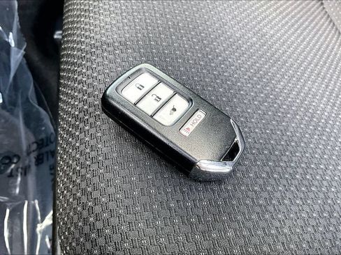 Used 2022 Honda HR-V EX image 36