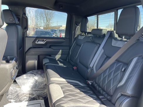New 2026 Chevrolet Silverado 3500 High Country w/ High Country Premium Package AWD/4WD image 22