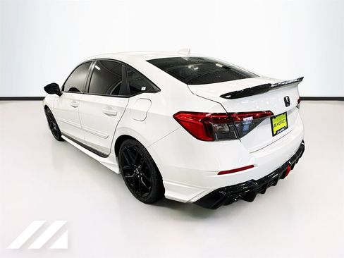 Used 2023 Honda Civic Sport image 7