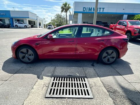 Used 2022 Tesla Model 3 Standard Range RWD image 8