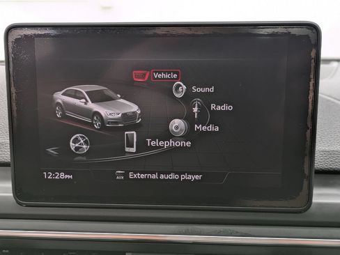 Used 2019 Audi A4 2.0T Premium w/ Convenience Package AWD/4WD image 19