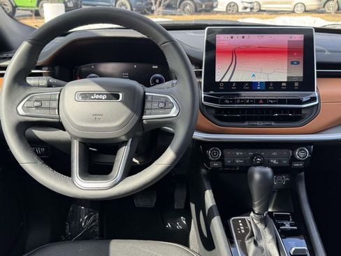 Used 2025 Jeep Compass Limited w/ Elite Group image 16