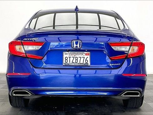 Used 2020 Honda Accord Sport image 3