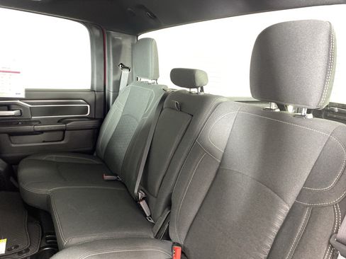 Used 2025 RAM 2500 Big Horn AWD/4WD image 18
