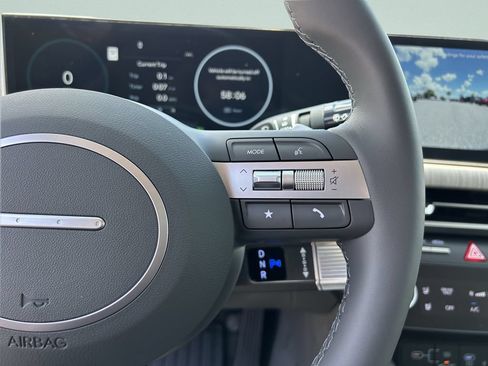 New 2026 Hyundai Sonata Limited FWD image 32
