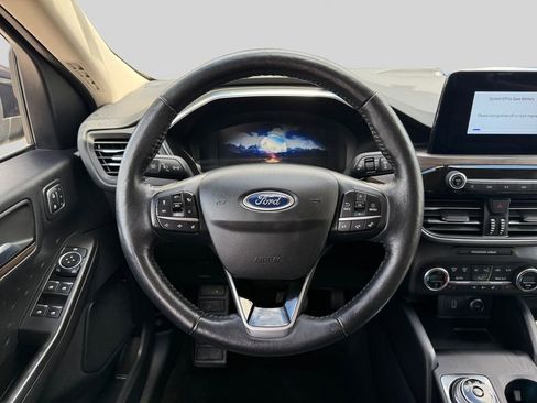 Used 2020 Ford Escape Titanium AWD/4WD image 16
