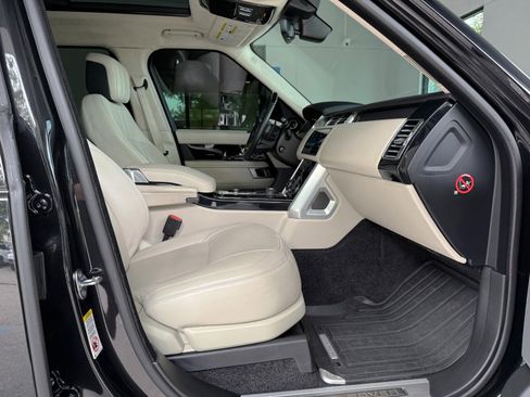Used 2019 Land Rover Range Rover Long Wheelbase Supercharged AWD/4WD image 27