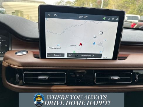 Certified 2023 Lincoln Aviator Reserve w/ Equipment Group 201A image 17