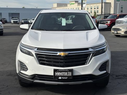 Used 2023 Chevrolet Equinox LT w/ Driver Convenience Package AWD/4WD image 2