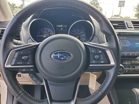 Used 2018 Subaru Outback 2.5i Premium AWD/4WD image 10