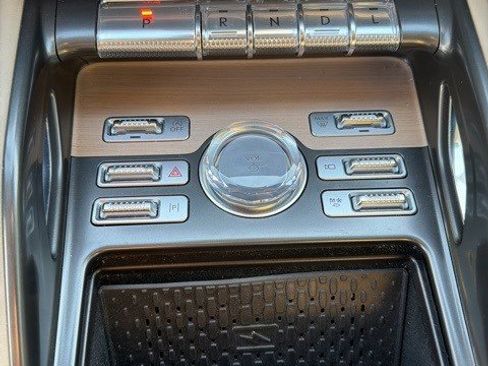 Used 2024 Lincoln Nautilus Reserve w/ Equipment Group 202A image 19