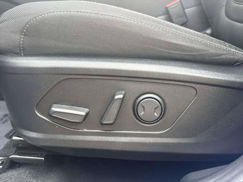 Certified 2023 Hyundai Tucson SEL AWD/4WD image 16