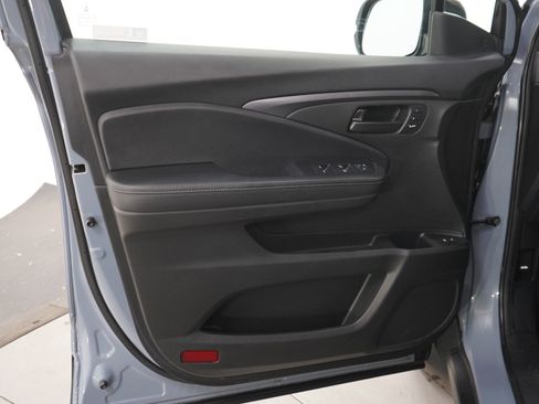 Used 2023 Honda Passport EX-L image 21