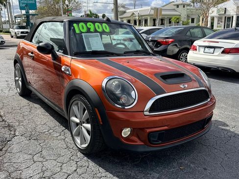 Used 2015 MINI Cooper S w/ Sport Package image 7