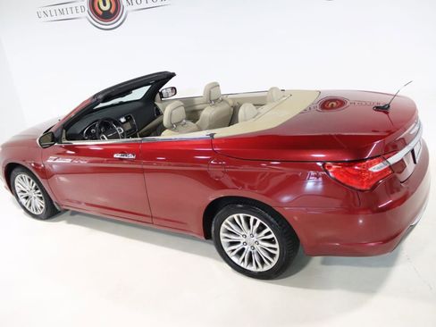 Used 2013 Chrysler 200 Limited FWD image 12