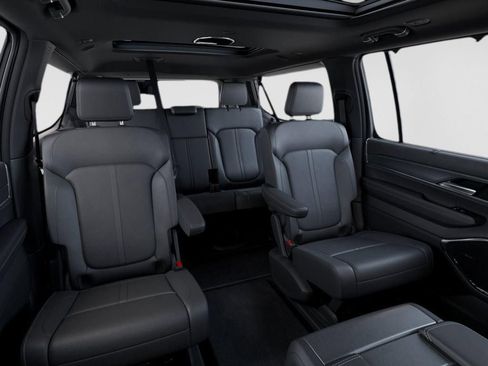 New 2026 Jeep Grand Wagoneer L Limited AWD/4WD image 15