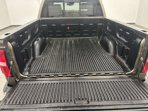 Used 2015 GMC Sierra 1500 SLT w/ SLT Crew Cab Value Package AWD/4WD image 9