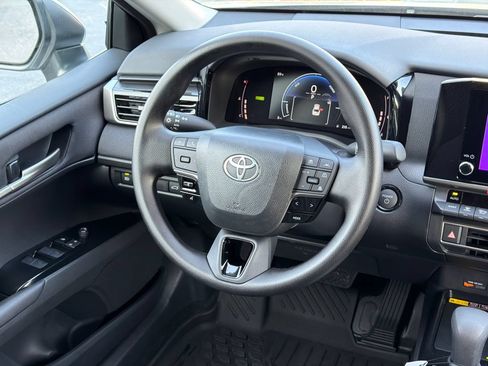 New 2026 Toyota Camry LE w/ Convenience Package FWD image 28