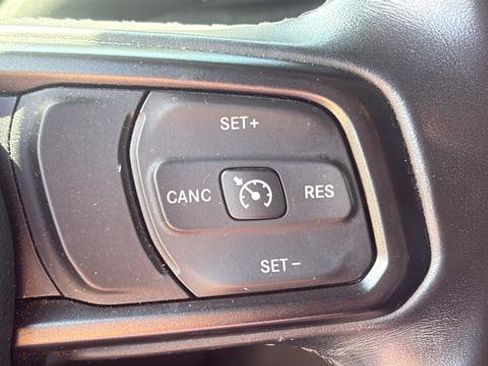 Used 2020 Jeep Wrangler Sport AWD/4WD image 14