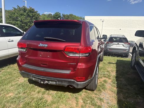 Used 2014 Jeep Grand Cherokee Laredo w/ 18" Wheel & 8.4" Radio Group RWD image 7