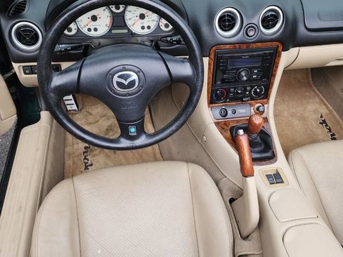 Used 2003 MAZDA MX-5 Miata LS image 14