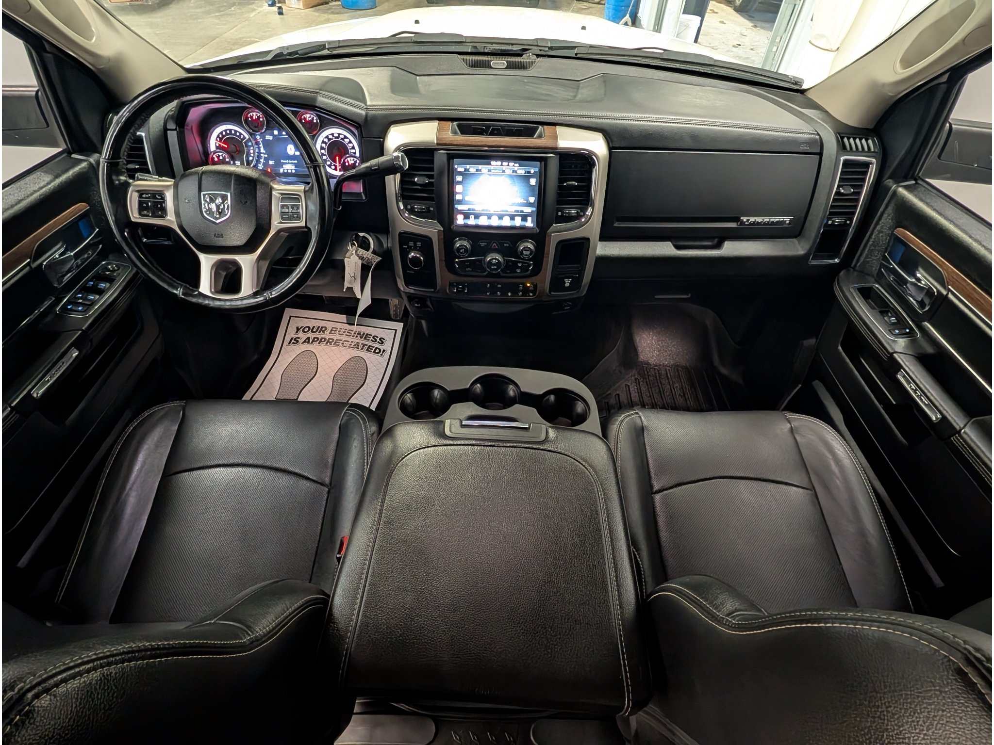Used 2017 RAM 3500 Laramie AWD/4WD image 10
