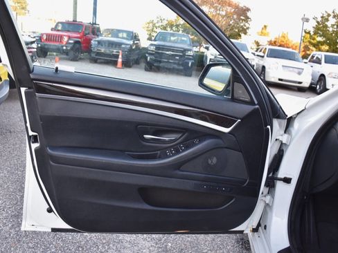 Used 2016 BMW 535i xDrive Sedan image 22